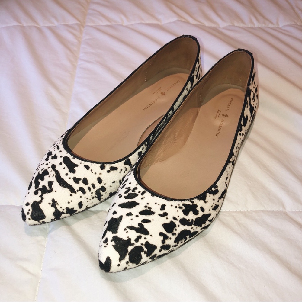 Italian NEVER WORN Designer Flats